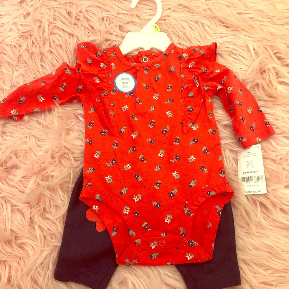 NWT 0-3mo Carters 2 piece outfit